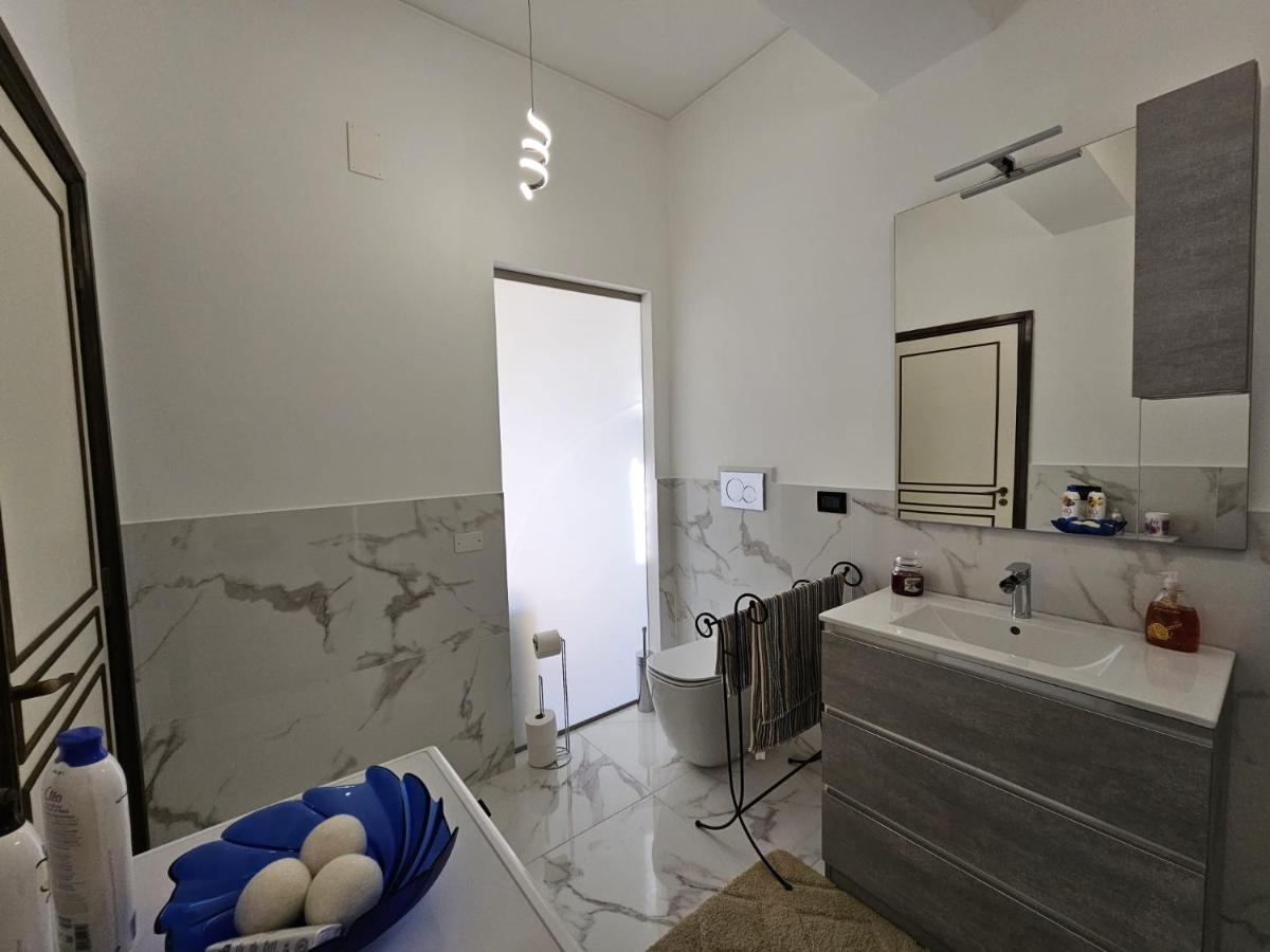 La Finestra Sul Porto Apartamento Génova Exterior foto